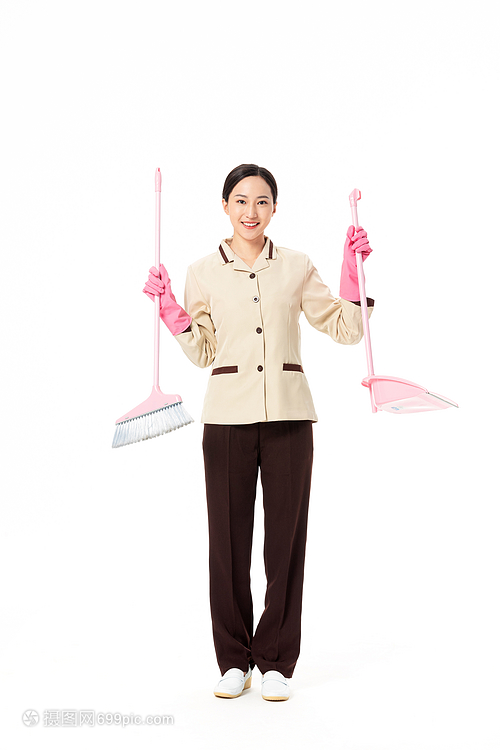 家政服務中的女性掃地角色 細致、專業與尊重